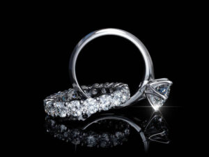 Banco Diamanti - acquistiamo gioielli con diamanti